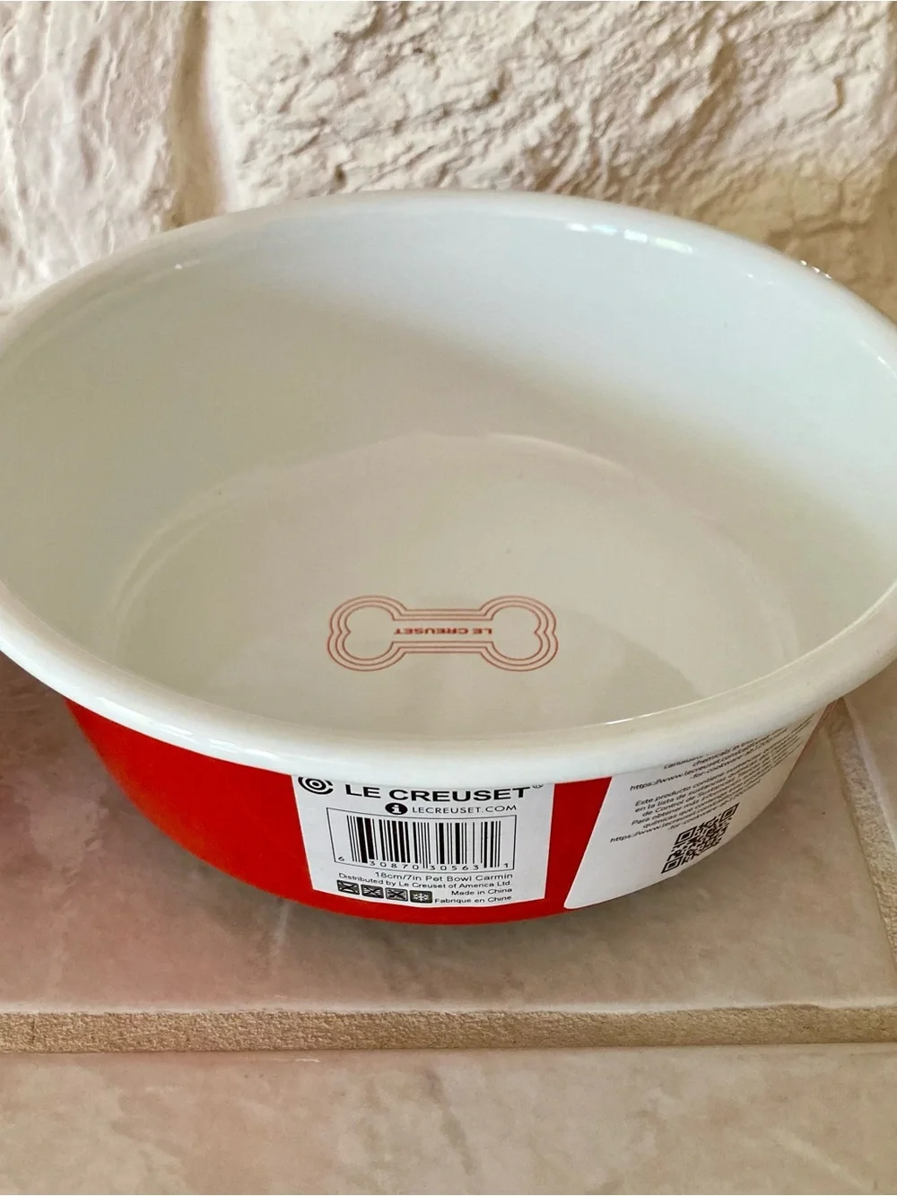 NWT Le Creuset Set of Pet Bowls with Red and Orange Bone Logo - Set of 2